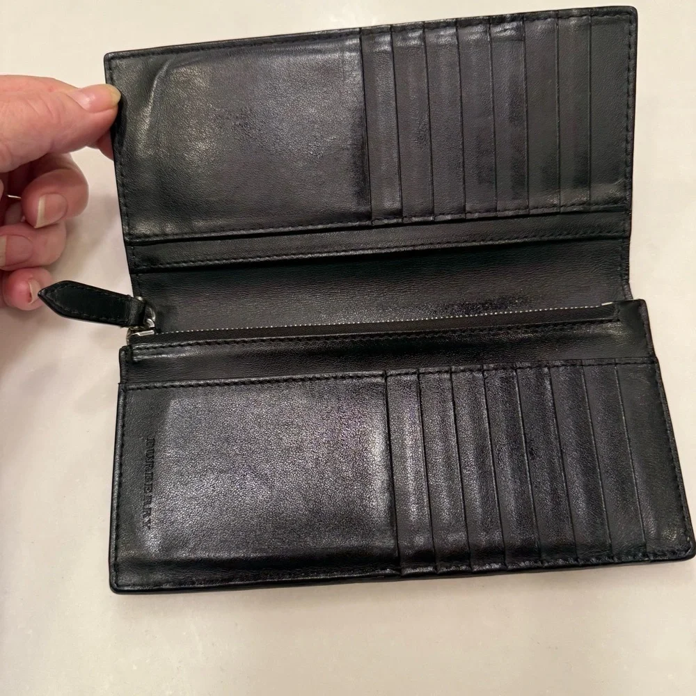 Genuine Burberry Unisex Long Wallet Nova Check With Certificate of Authenticity